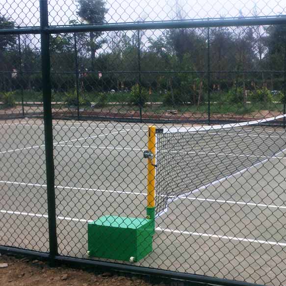 4米高籃球場(chǎng)地圍網(wǎng) 籃球場(chǎng)圍網(wǎng)生產(chǎn)廠家圖片1 4米高籃球場(chǎng)地圍網(wǎng) 籃球場(chǎng)圍網(wǎng)生產(chǎn)廠家圖片1