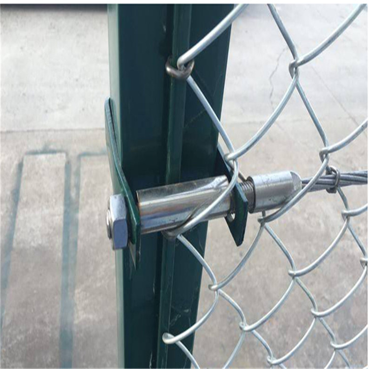 鋁包鋼機(jī)場(chǎng)隔離網(wǎng)圖片2 鋁包鋼機(jī)場(chǎng)隔離網(wǎng)圖片2