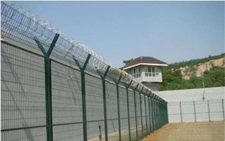 女子監(jiān)獄鋼網(wǎng)墻圖片4 女子監(jiān)獄鋼網(wǎng)墻圖片4