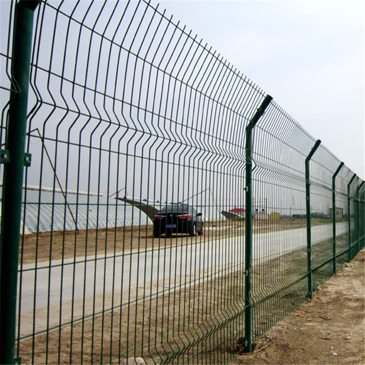 道路防護(hù)柵欄圖片3 道路防護(hù)柵欄圖片3