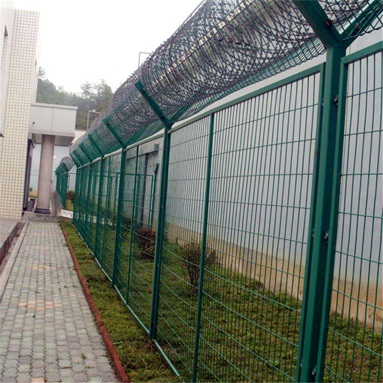 監(jiān)獄隔離護欄圖片4 監(jiān)獄隔離護欄圖片4