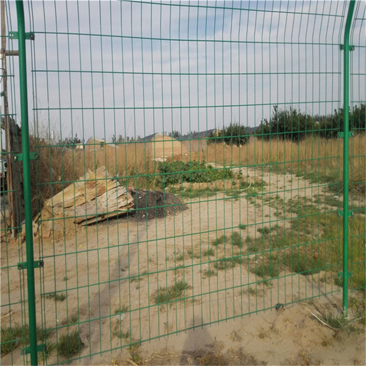 水庫金屬鋼網(wǎng)圖片1 水庫金屬鋼網(wǎng)圖片1