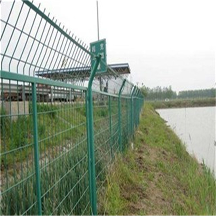 環(huán)境保護局水污染隔離網(wǎng)圖片4 環(huán)境保護局水污染隔離網(wǎng)圖片4