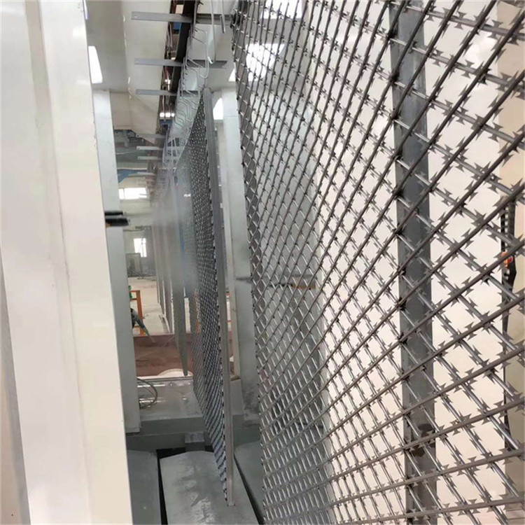 加高刀刺網(wǎng)鋼網(wǎng)墻圖片4 加高刀刺網(wǎng)鋼網(wǎng)墻圖片4