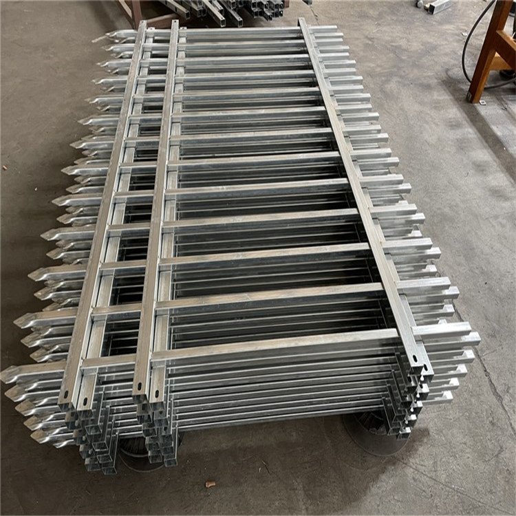 別墅鐵藝護欄圖片1 別墅鐵藝護欄圖片1