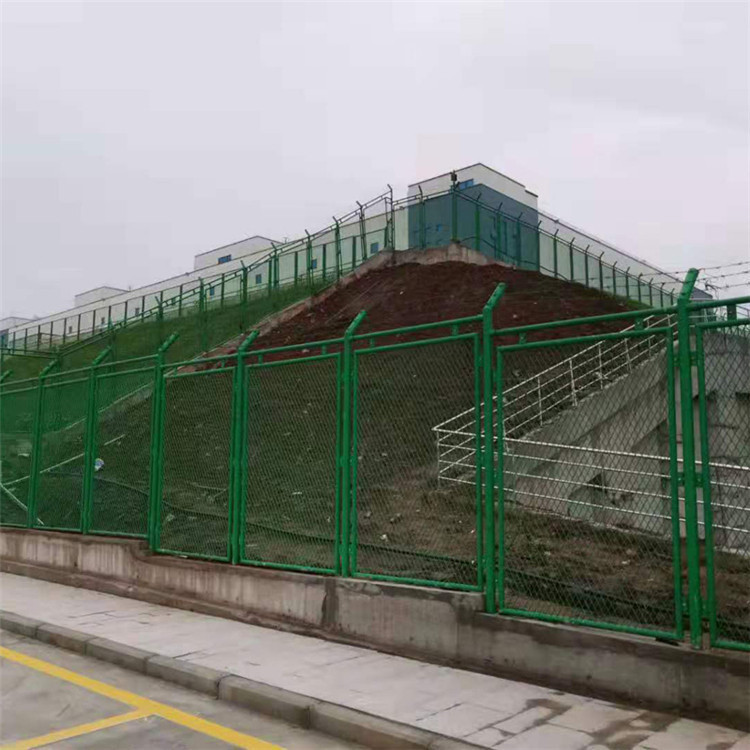 綜合保稅區(qū)巡邏道圍網(wǎng)圖片4 綜合保稅區(qū)巡邏道圍網(wǎng)圖片4