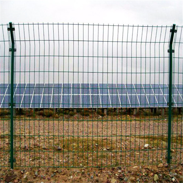 菜園鐵絲網(wǎng)圍欄圖片3 菜園鐵絲網(wǎng)圍欄圖片3