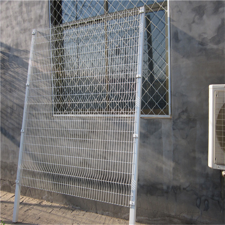 機(jī)場防攀爬隔離欄圖片4