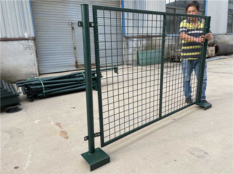 道路焊接綠色護欄圖片2 道路焊接綠色護欄圖片2