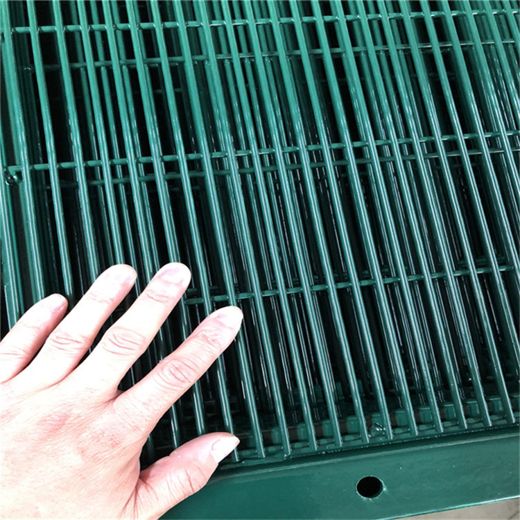 358護欄網(wǎng)圖片2 358護欄網(wǎng)圖片2