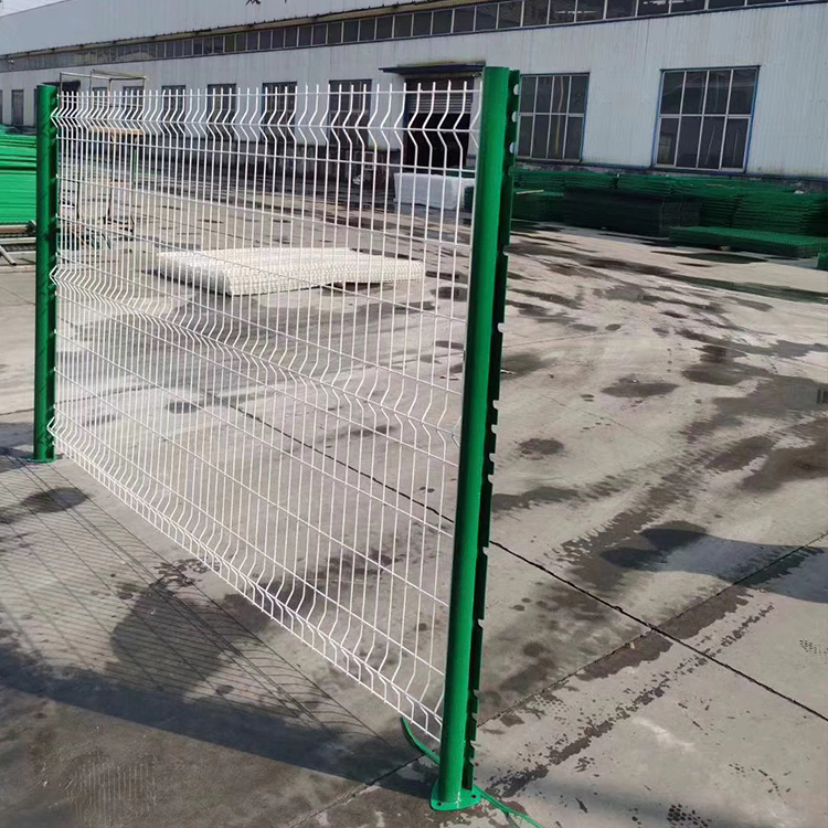 金屬折彎護欄網圖片3 金屬折彎護欄網圖片3