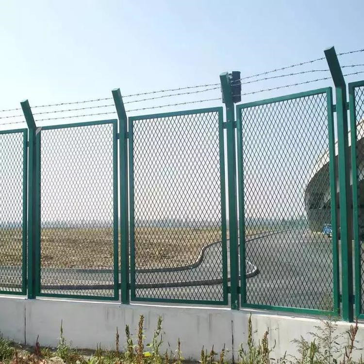 海關(guān)護欄網(wǎng)圖片3  海關(guān)護欄網(wǎng)圖片3