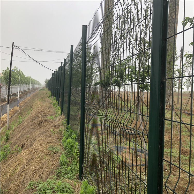 園林圍墻防護網(wǎng)圖片4 園林圍墻防護網(wǎng)圖片4