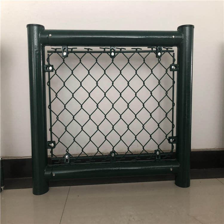 學(xué)?；@球場(chǎng)圍網(wǎng)