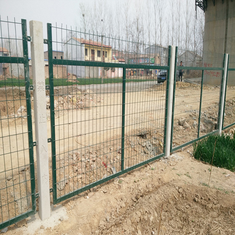 8002 鐵路防護柵欄圖片4 8002 鐵路防護柵欄圖片4