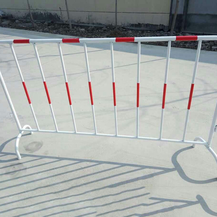 鐵馬護(hù)欄圖片2 鐵馬護(hù)欄圖片2