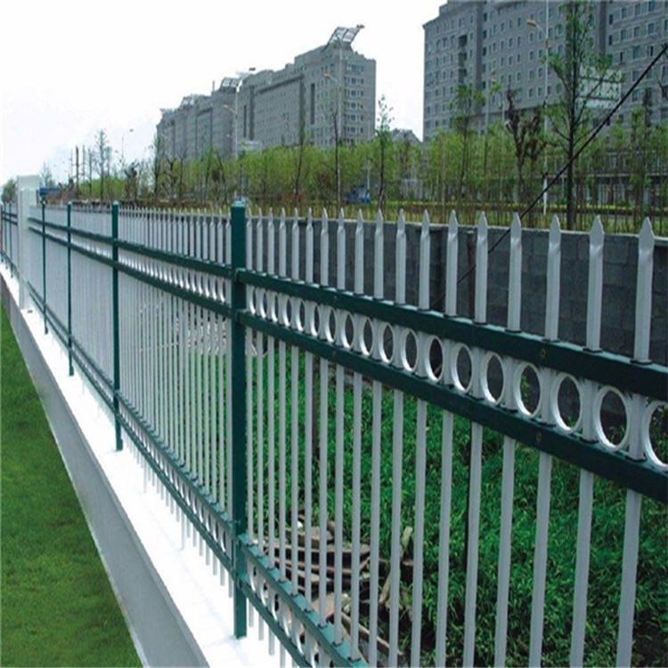圍墻鋅鋼護欄圖片3 圍墻鋅鋼護欄圖片3