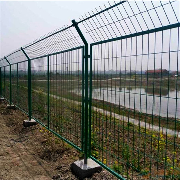 林場(chǎng)圈地圍欄圖片4 林場(chǎng)圈地圍欄圖片4